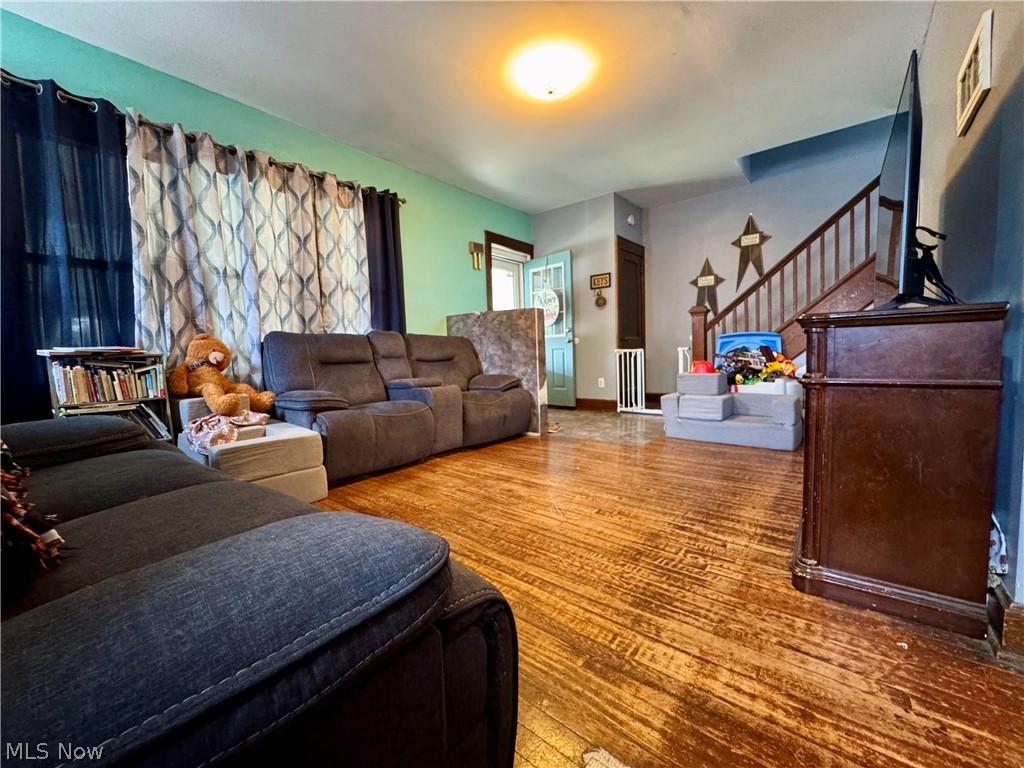402 E Marietta St. Manor Woodsfield OH 43793