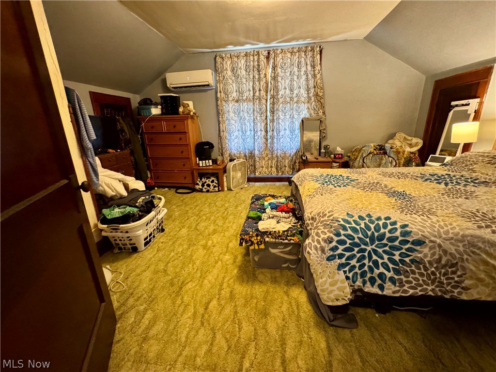 402 E Marietta St. Manor Woodsfield OH 43793