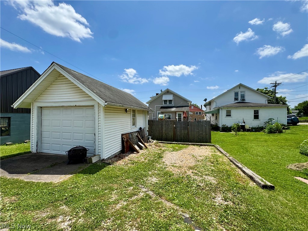 402 E Marietta St. Manor Woodsfield OH 43793