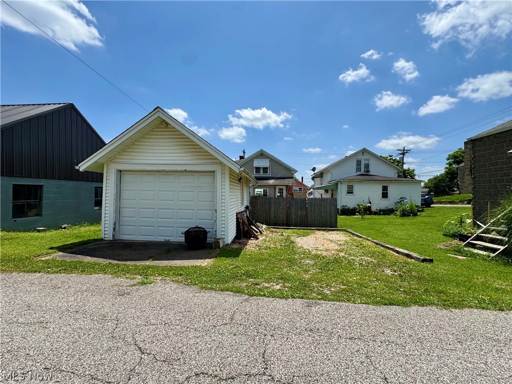 402 E Marietta St. Manor Woodsfield OH 43793