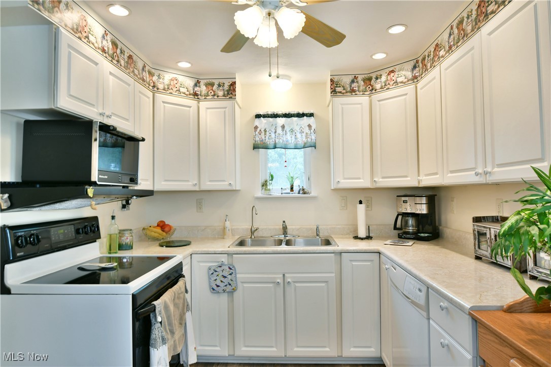 9501 New Buffalo Road Canfield OH 44406