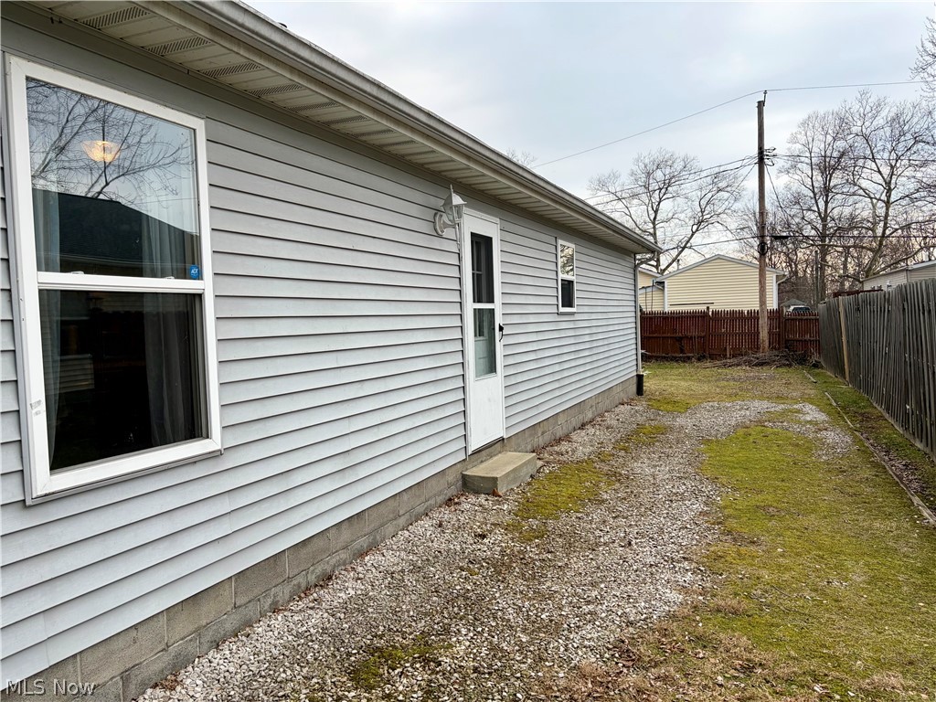 1268 Oxford Drive Madison OH 44057
