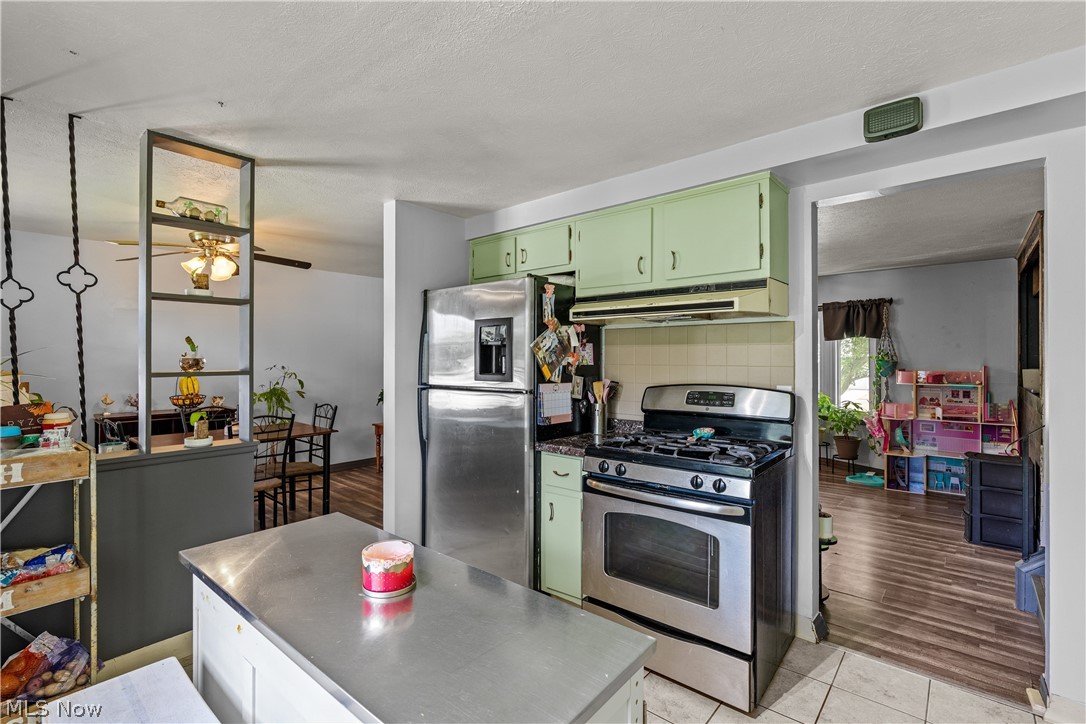 13548 Holland Road Brook Park OH 44142