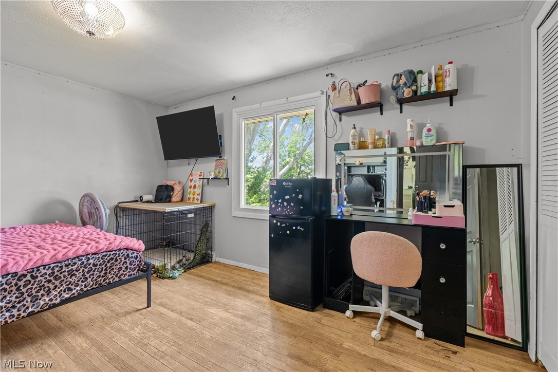 13548 Holland Road Brook Park OH 44142
