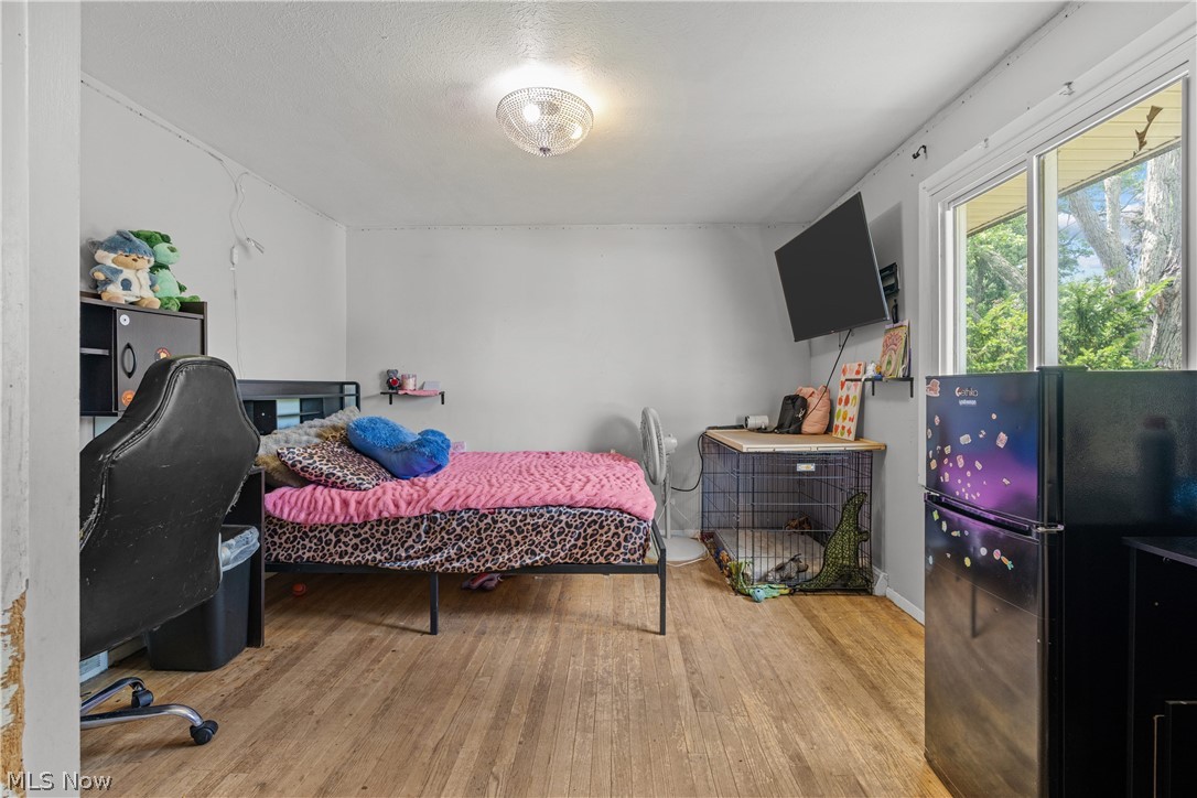 13548 Holland Road Brook Park OH 44142
