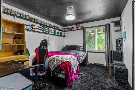 13548 Holland Road Brook Park OH 44142