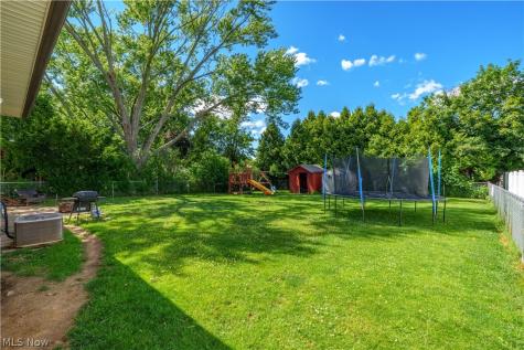 13548 Holland Road Brook Park OH 44142