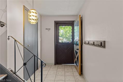 13548 Holland Road Brook Park OH 44142