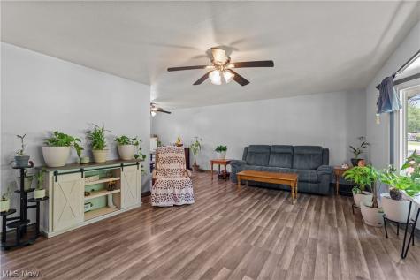 13548 Holland Road Brook Park OH 44142