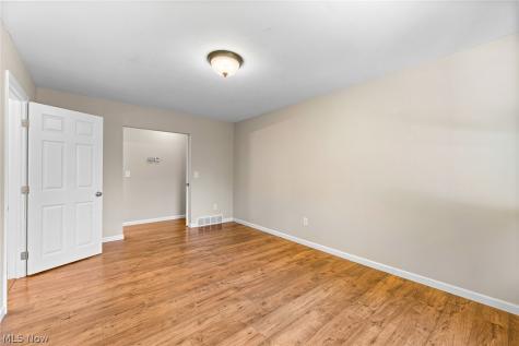 3931 Greentree Road Stow OH 44224