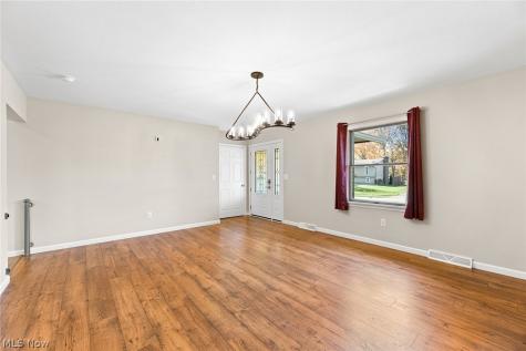 3931 Greentree Road Stow OH 44224