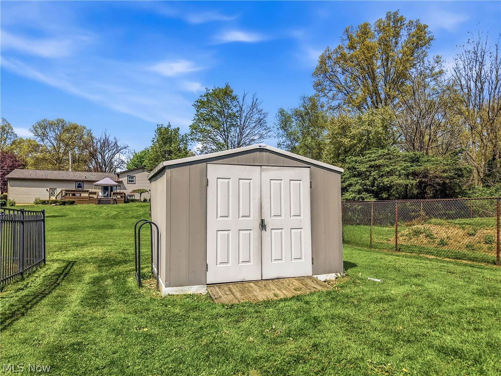 5758 Logan Arms Drive Girard OH 44420