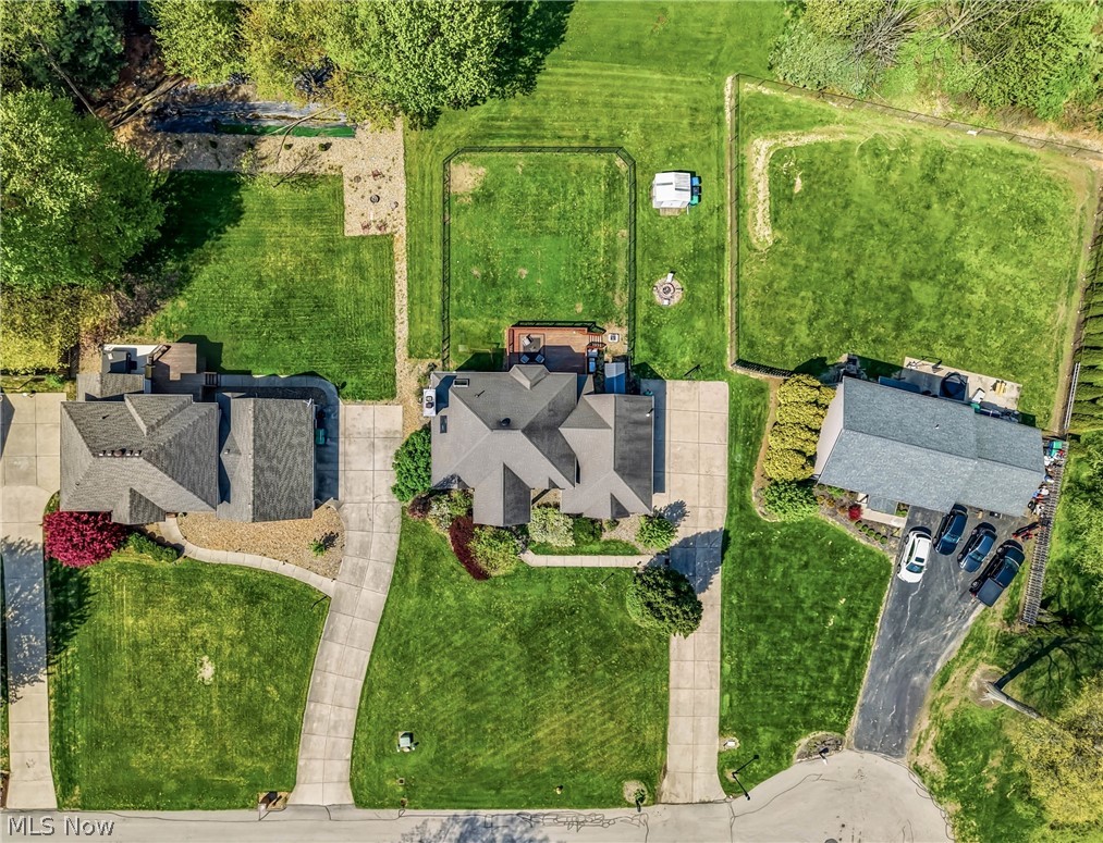 5758 Logan Arms Drive Girard OH 44420