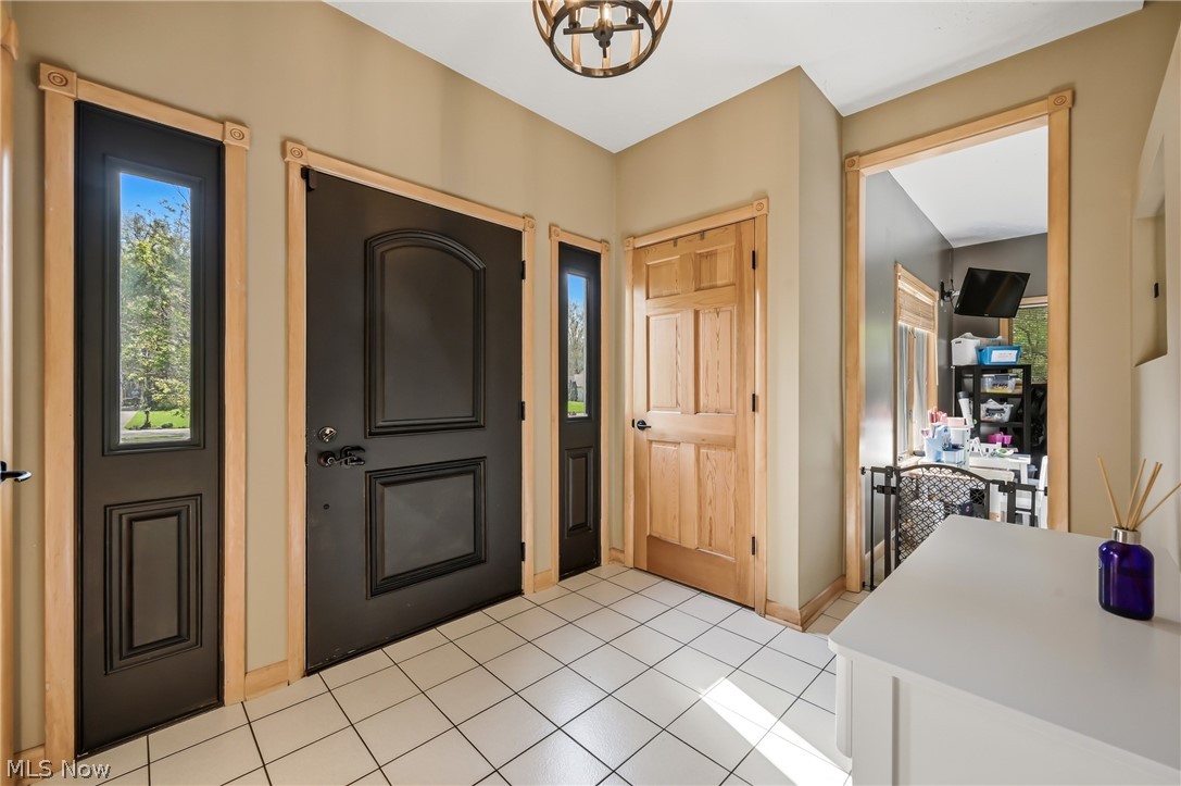 5758 Logan Arms Drive Girard OH 44420