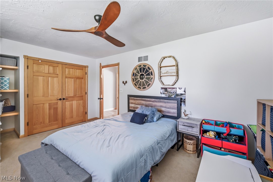 5758 Logan Arms Drive Girard OH 44420