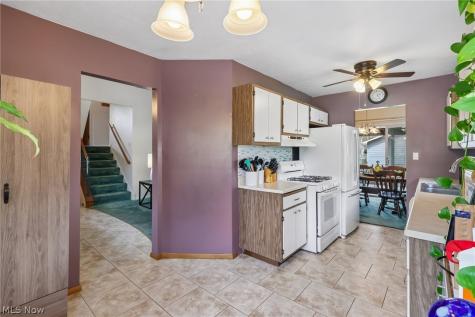 23956 Fairlawn Drive North Olmsted OH 44070