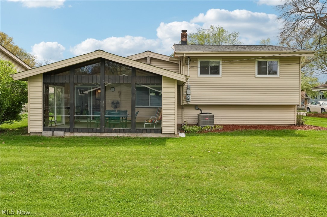 23956 Fairlawn Drive North Olmsted OH 44070