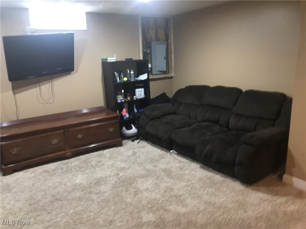 6824 Polonia Avenue Cleveland OH 44105