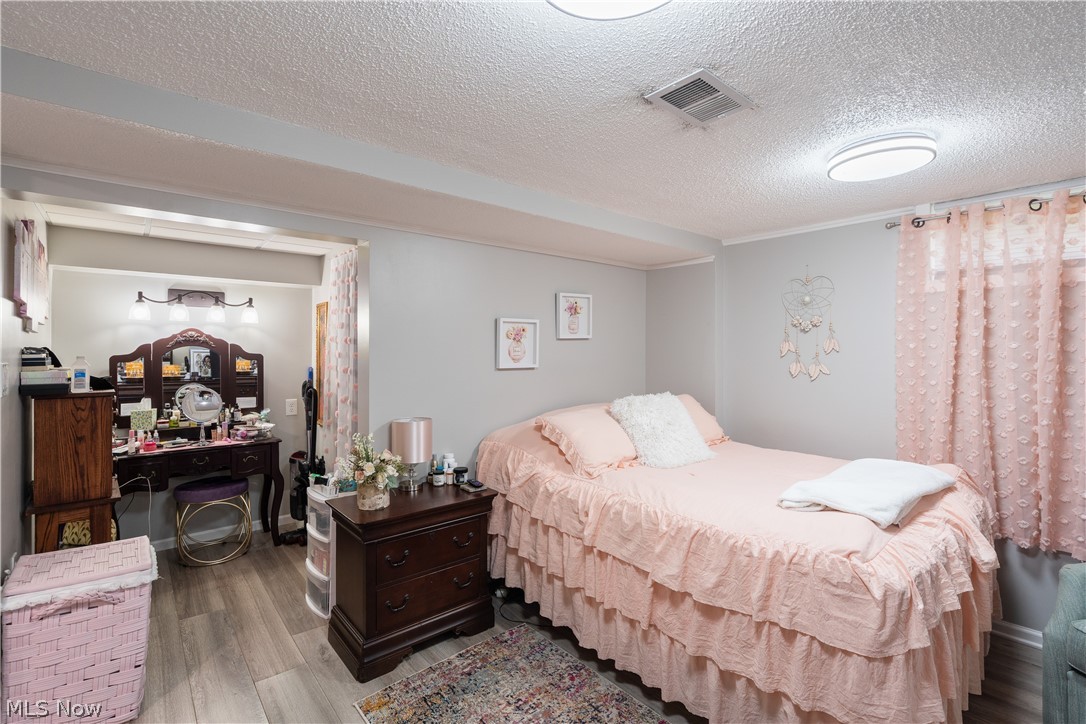 457 S Colonial Drive Cortland OH 44410