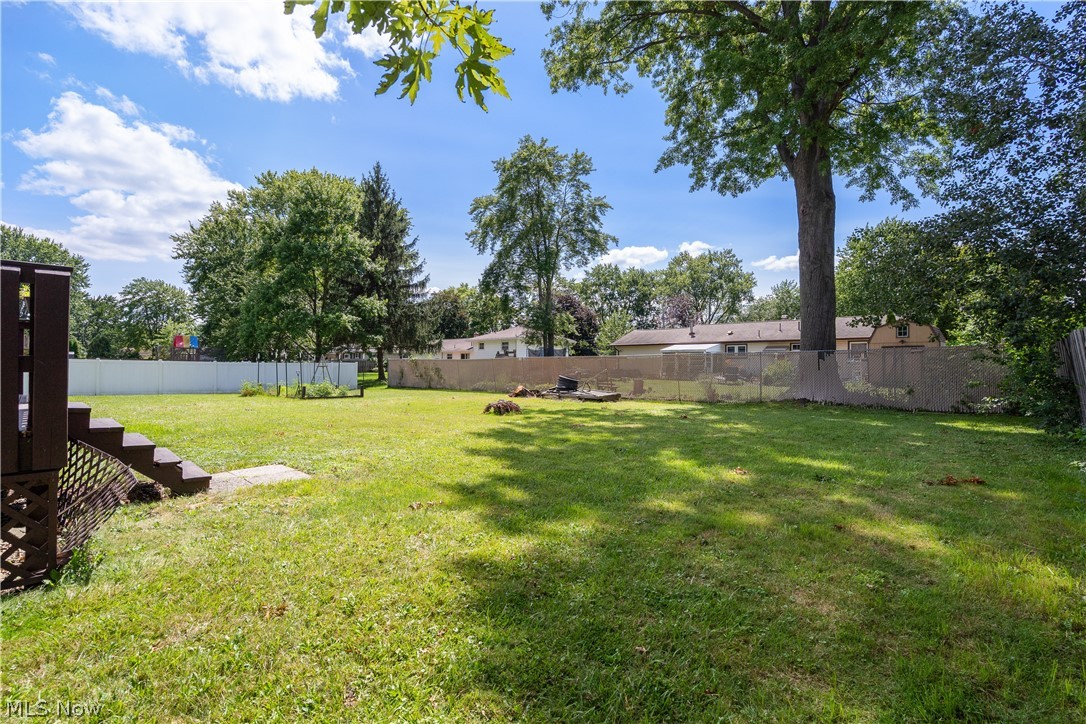 457 S Colonial Drive Cortland OH 44410