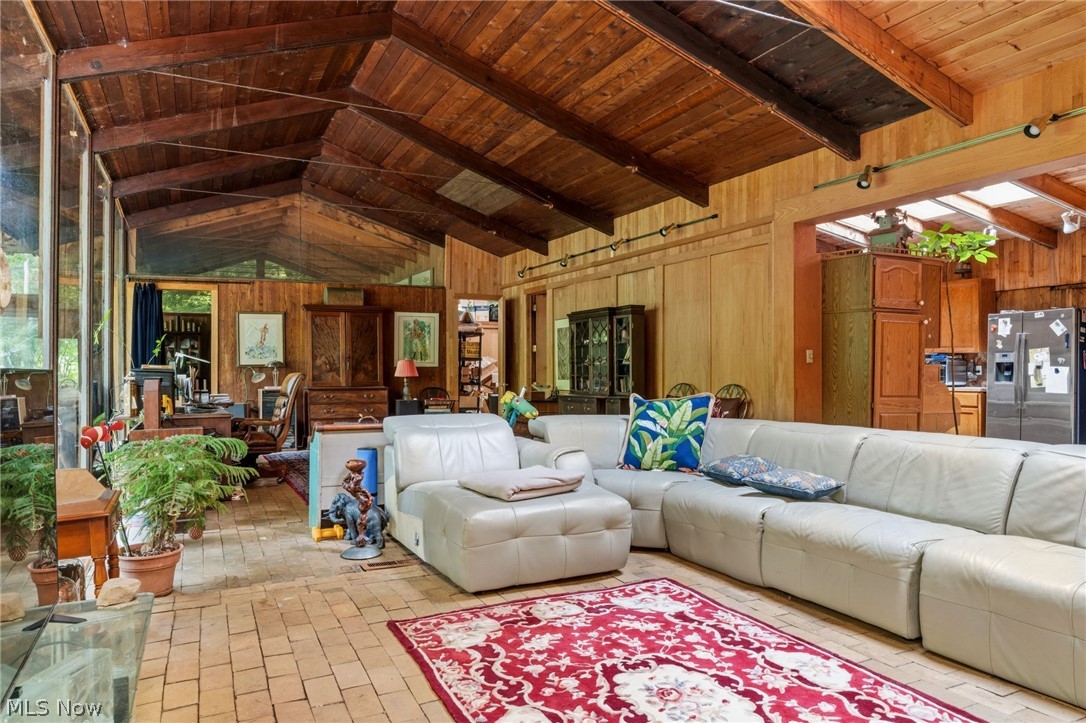 13610 Sperry Road Novelty OH 44072