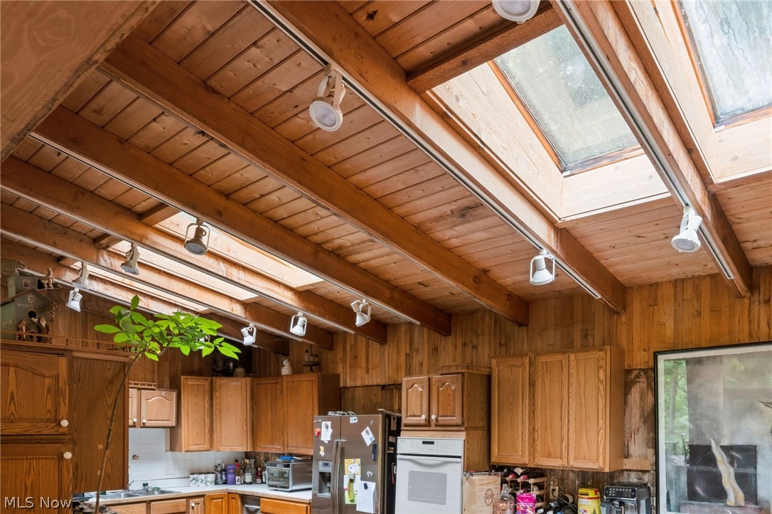 13610 Sperry Road Novelty OH 44072