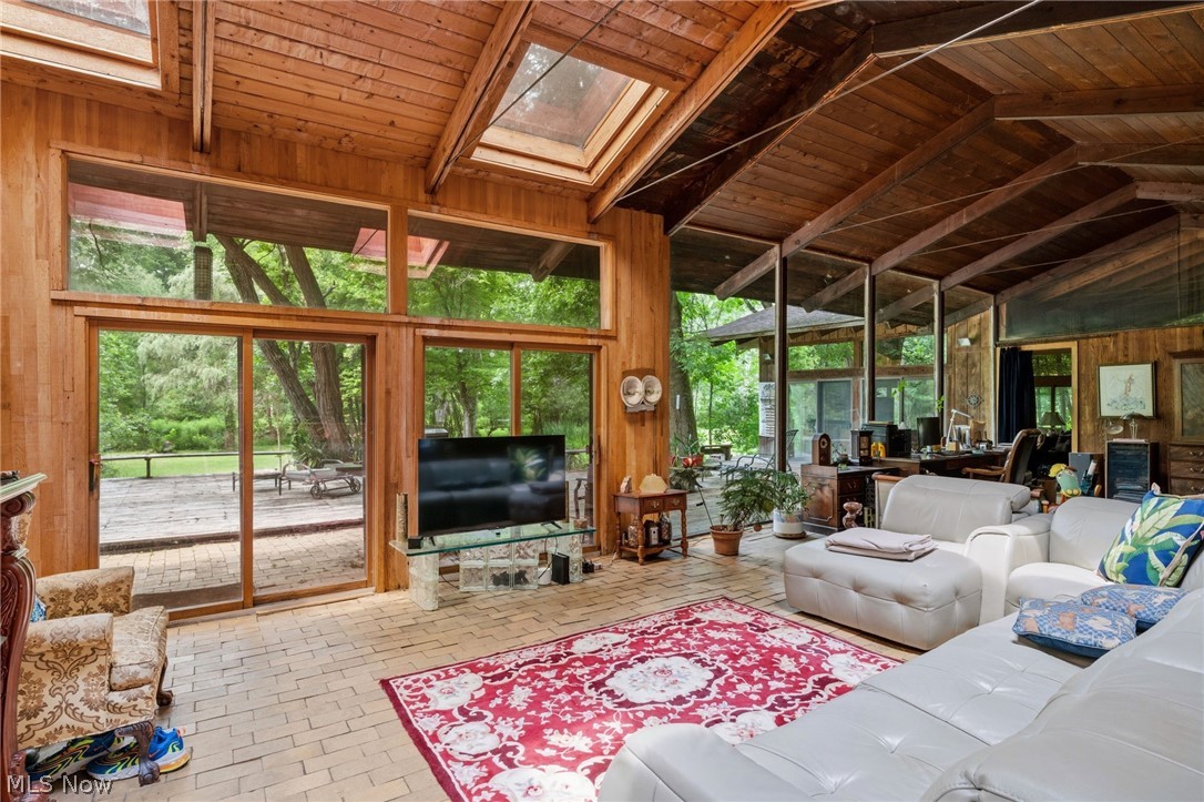 13610 Sperry Road Novelty OH 44072