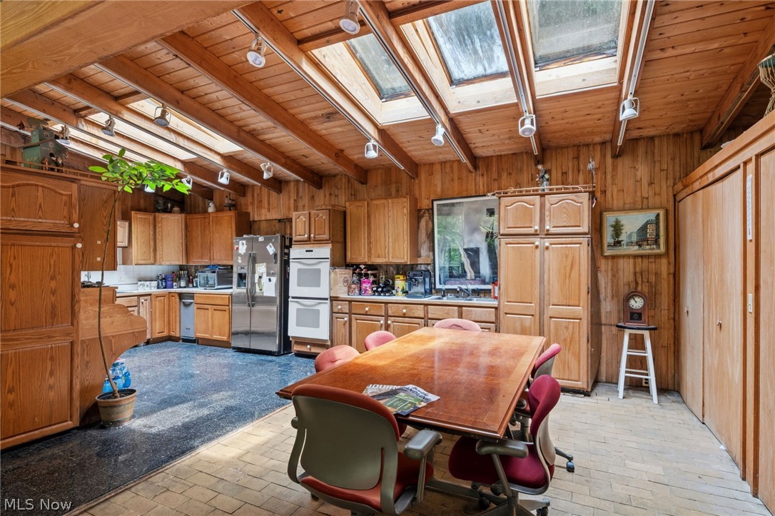 13610 Sperry Road Novelty OH 44072