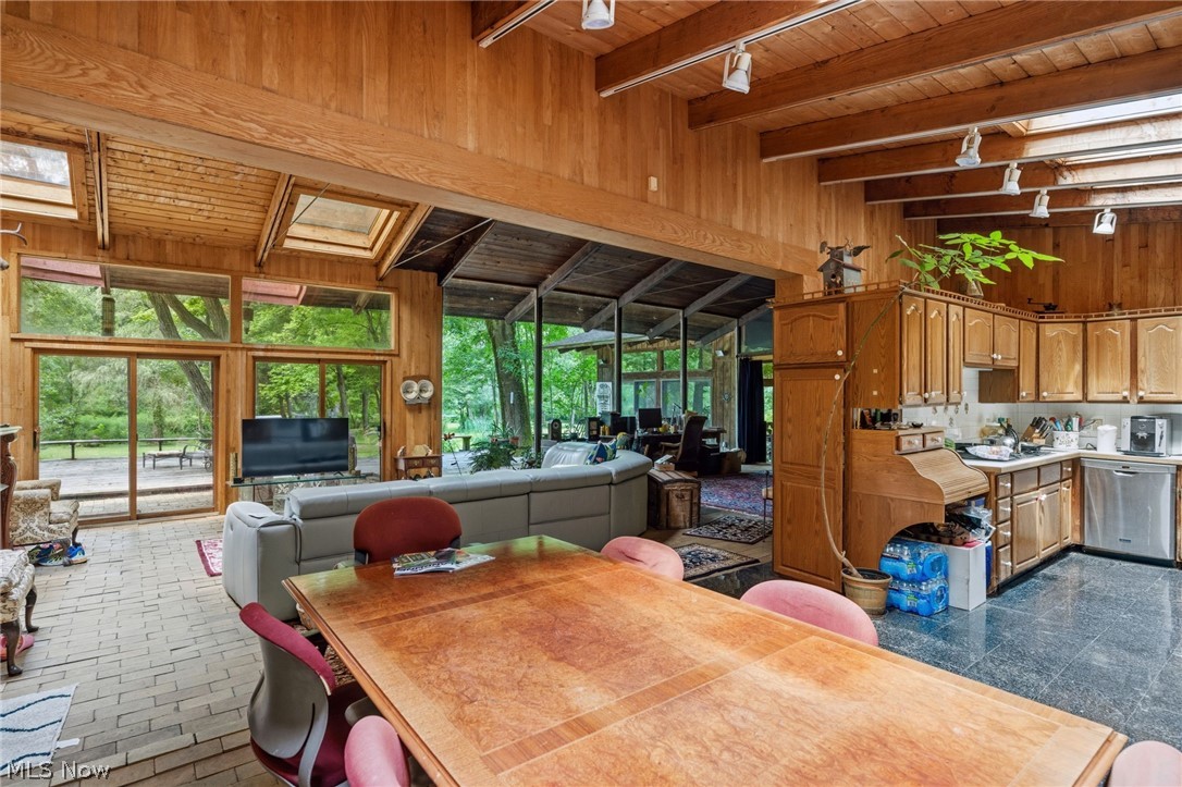 13610 Sperry Road Novelty OH 44072