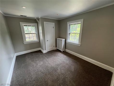 453 Dorchester Road Akron OH 44320