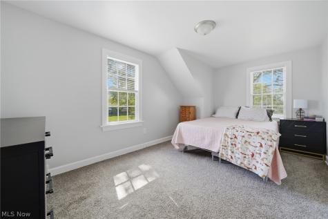 158 35th Street NE Canton OH 44714