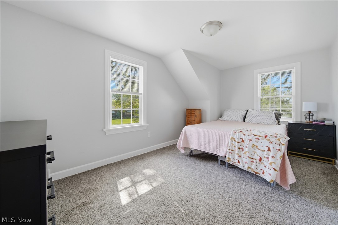 158 35th Street NE Canton OH 44714