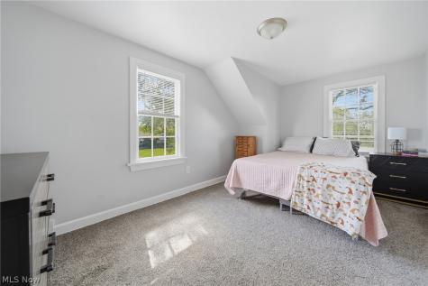 158 35th Street NE Canton OH 44714