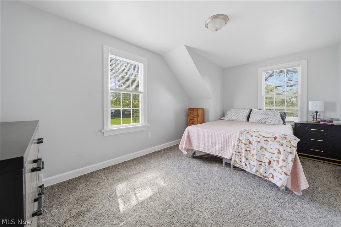 158 35th Street NE Canton OH 44714