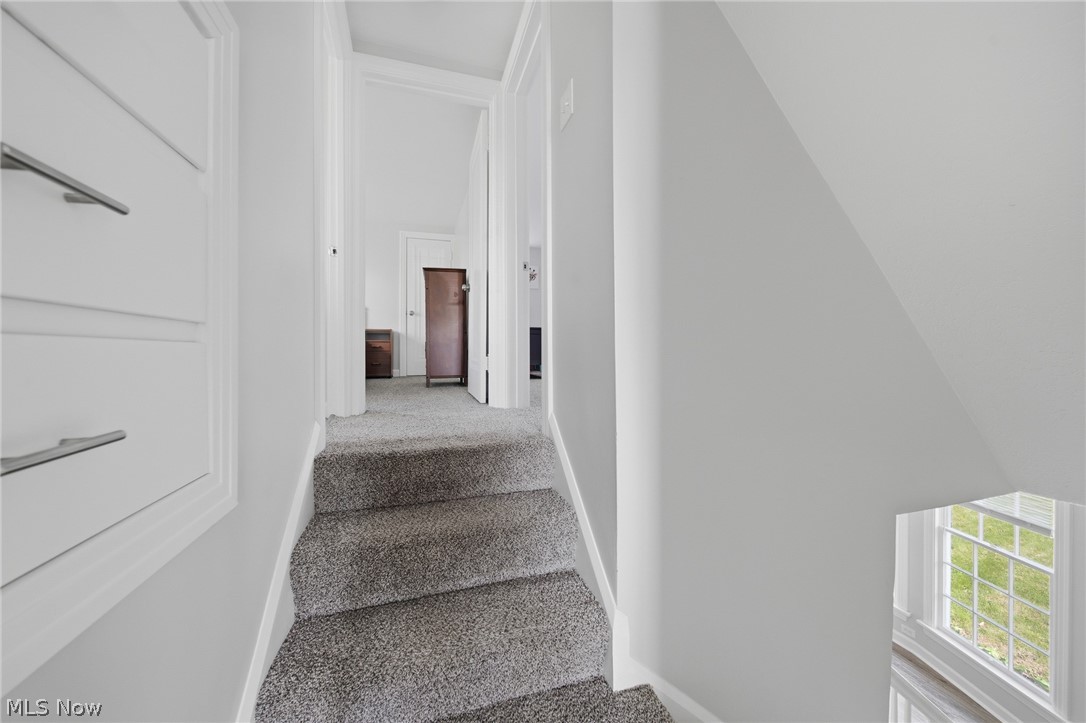 158 35th Street NE Canton OH 44714