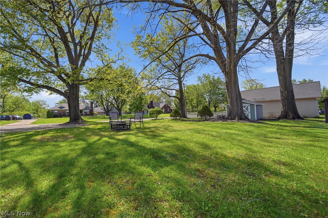 158 35th Street NE Canton OH 44714