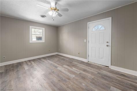 12506 Matherson Avenue Cleveland OH 44135