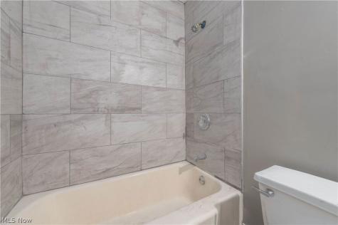 12506 Matherson Avenue Cleveland OH 44135