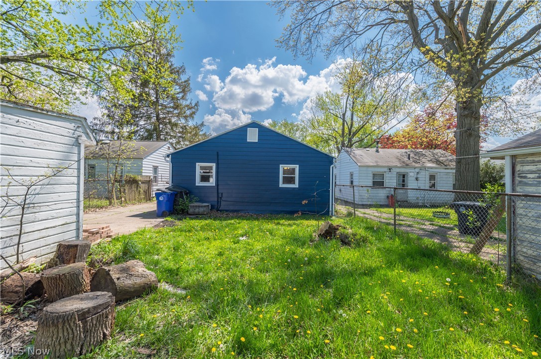 12506 Matherson Avenue Cleveland OH 44135
