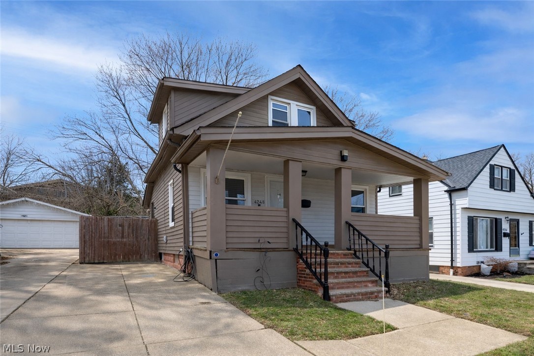 4248 Brookway Lane Brooklyn OH 44144