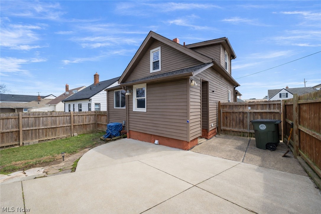 4248 Brookway Lane Brooklyn OH 44144