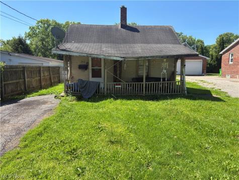 2512 42nd Street NW Canton OH 44709
