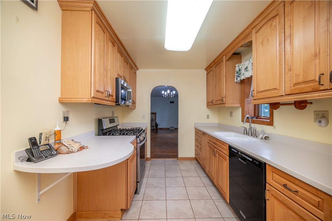5033 N Park Avenue Extension Warren OH 44481