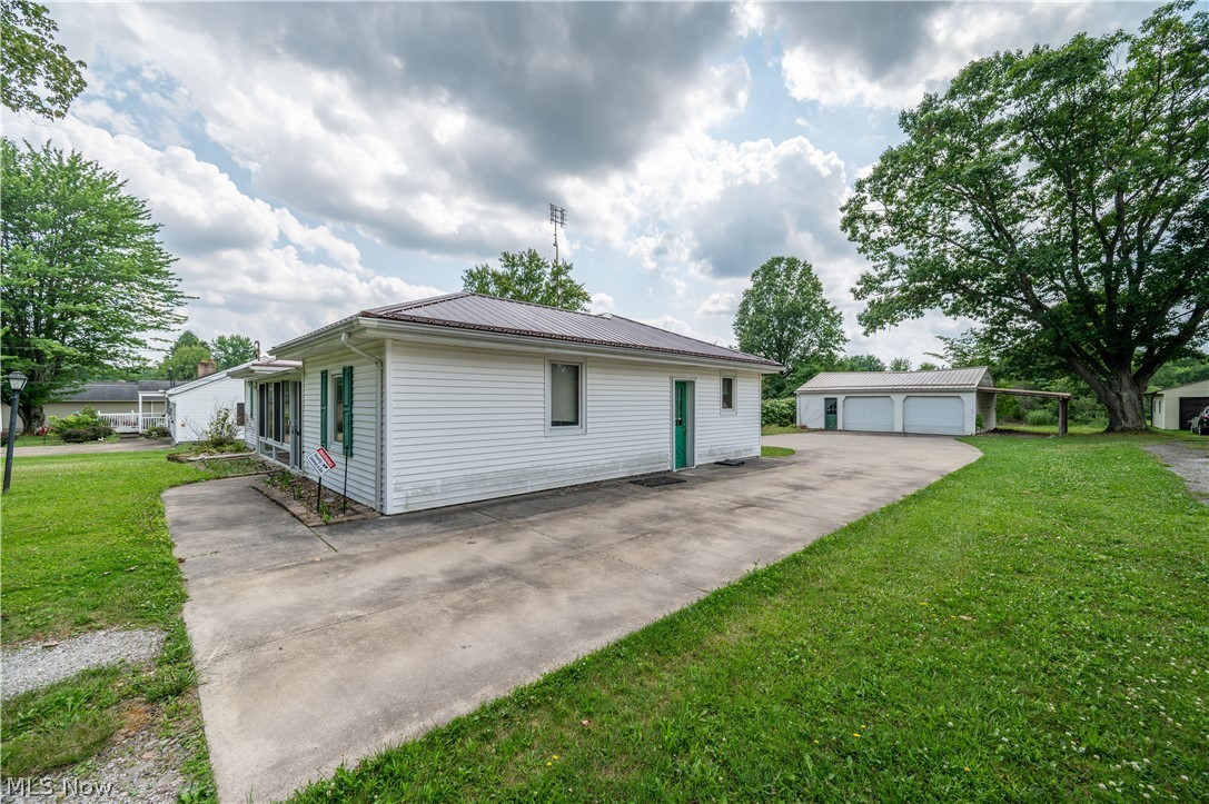 5033 N Park Avenue Extension Warren OH 44481