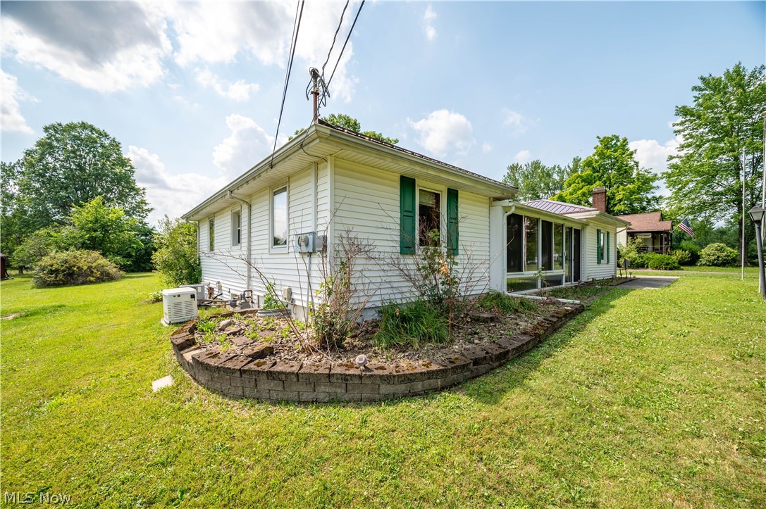 5033 N Park Avenue Extension Warren OH 44481