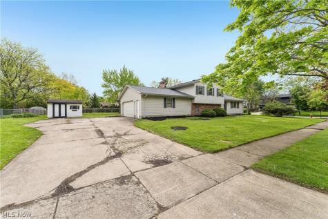 102 California Avenue Elyria OH 44035