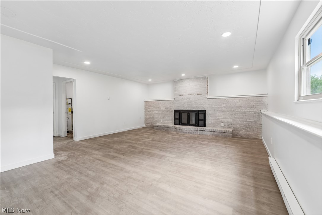 102 California Avenue Elyria OH 44035