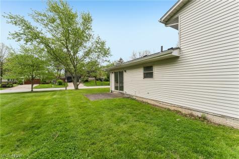 102 California Avenue Elyria OH 44035