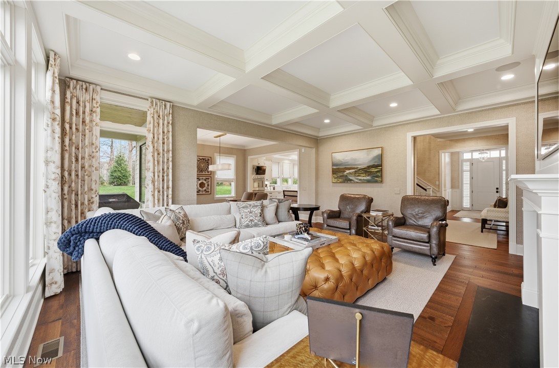 336 Woodridge Lane Moreland Hills OH 44022