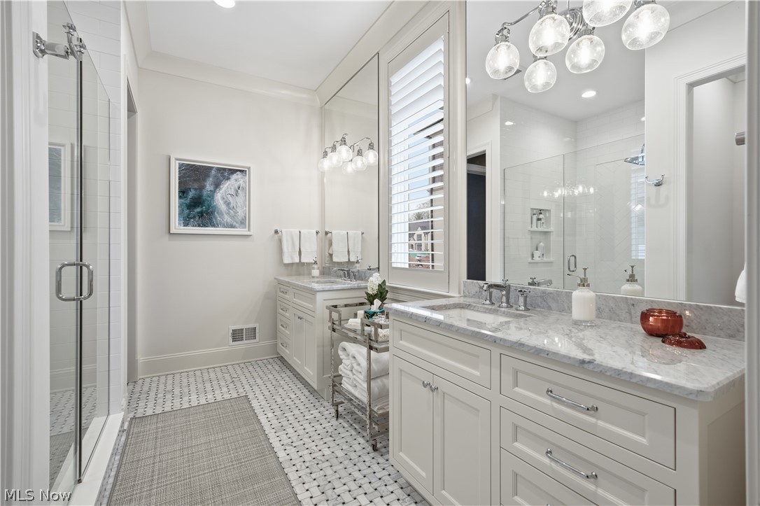 336 Woodridge Lane Moreland Hills OH 44022
